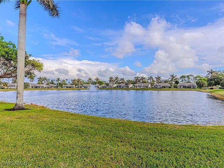 5595 Greenwood Circle #92 Naples FL 34112 225081684 image2