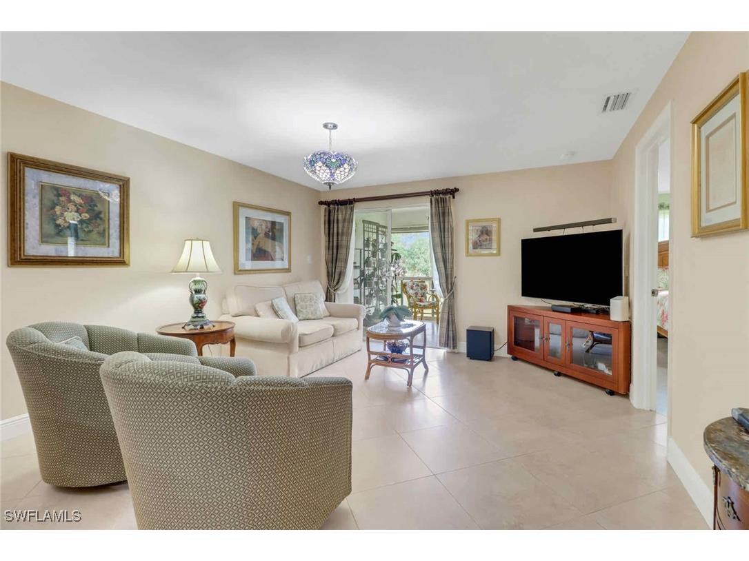 5595 Rattlesnake Hammock Road #C-19 Naples FL 34113 225067057 image1