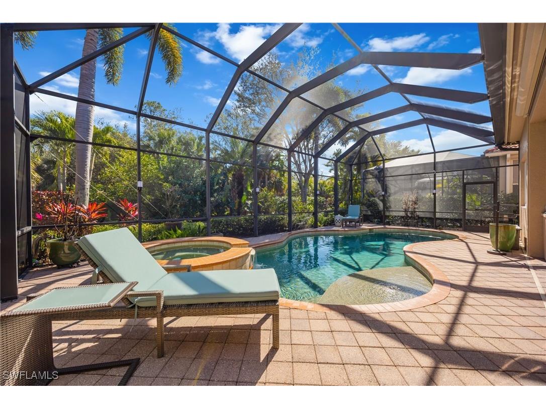 5596 Hammock Isles Drive Naples FL 34119 226005977 image1