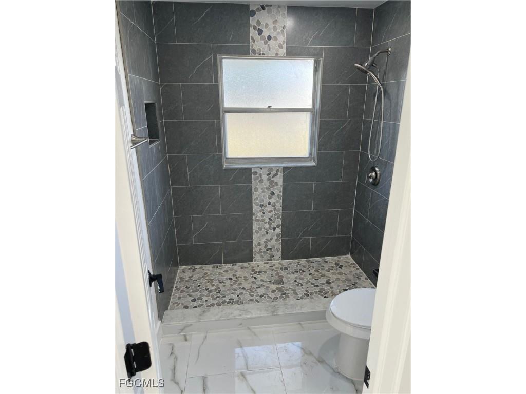 56 Cardinal Drive North Fort Myers FL 33917 2025023353 image17