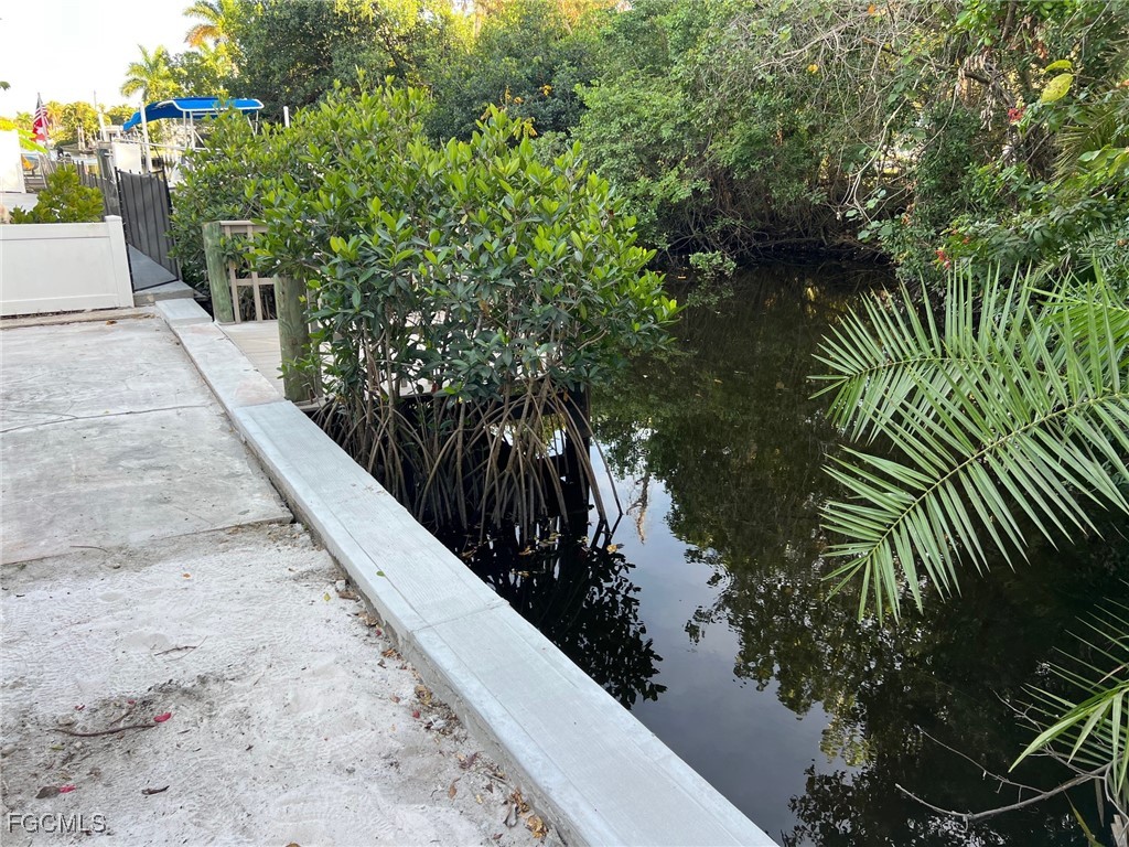 56 Cardinal Drive North Fort Myers FL 33917 2025023353 image25