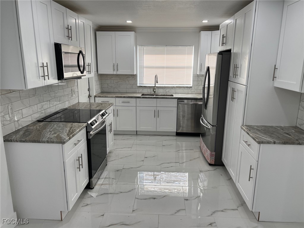 56 Cardinal Drive North Fort Myers FL 33917 2025023353 image5