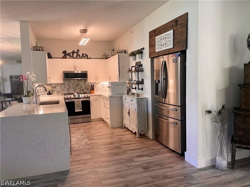 56 Silver Oaks Circle #102 Naples FL 34119 226014799 image2