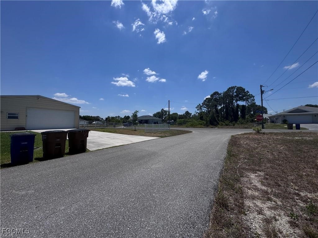 56 Wanda Avenue S Lehigh Acres FL 33976 2026002604 image2