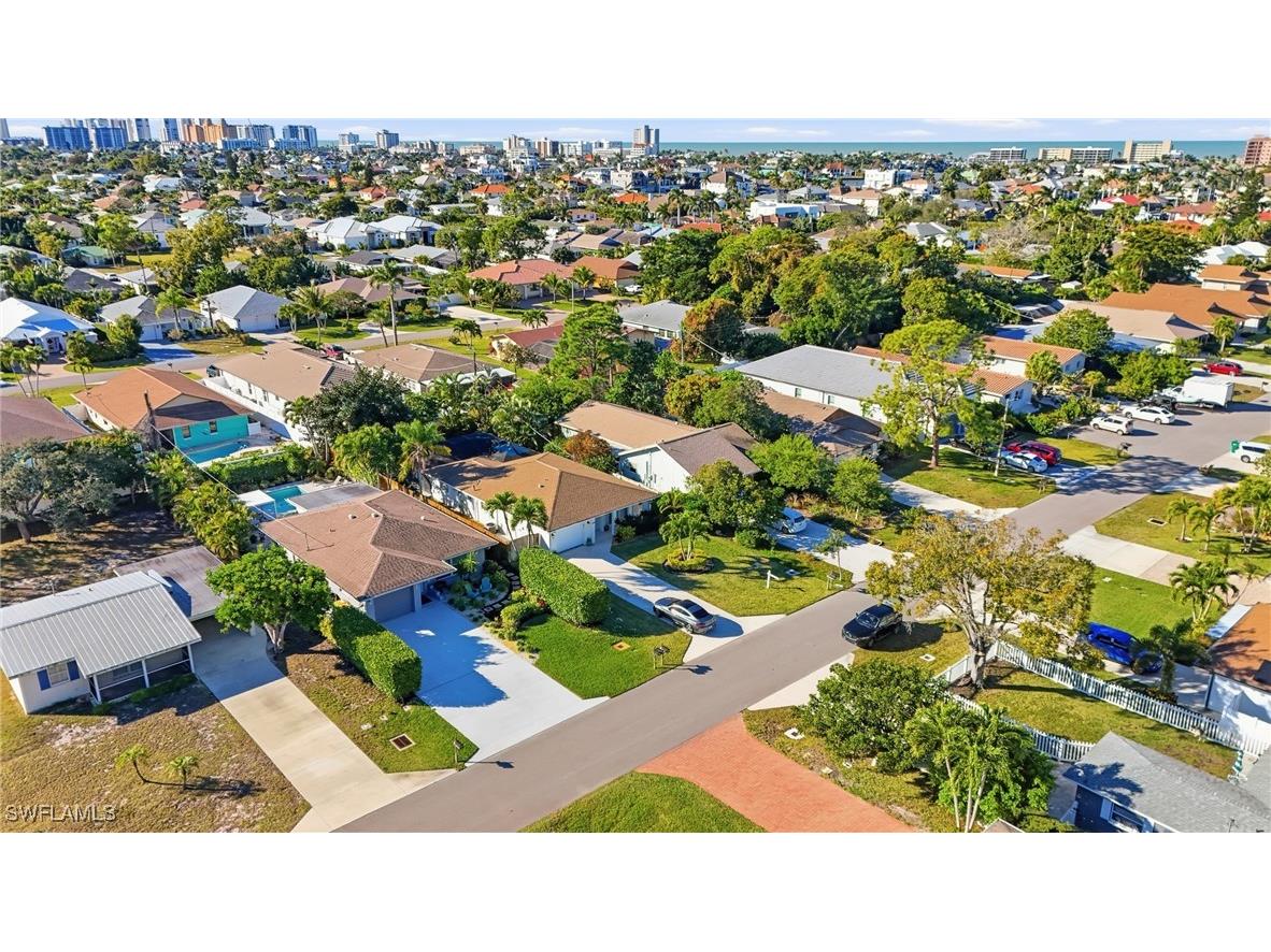 560 109th Avenue N Naples FL 34108 226003052 image3