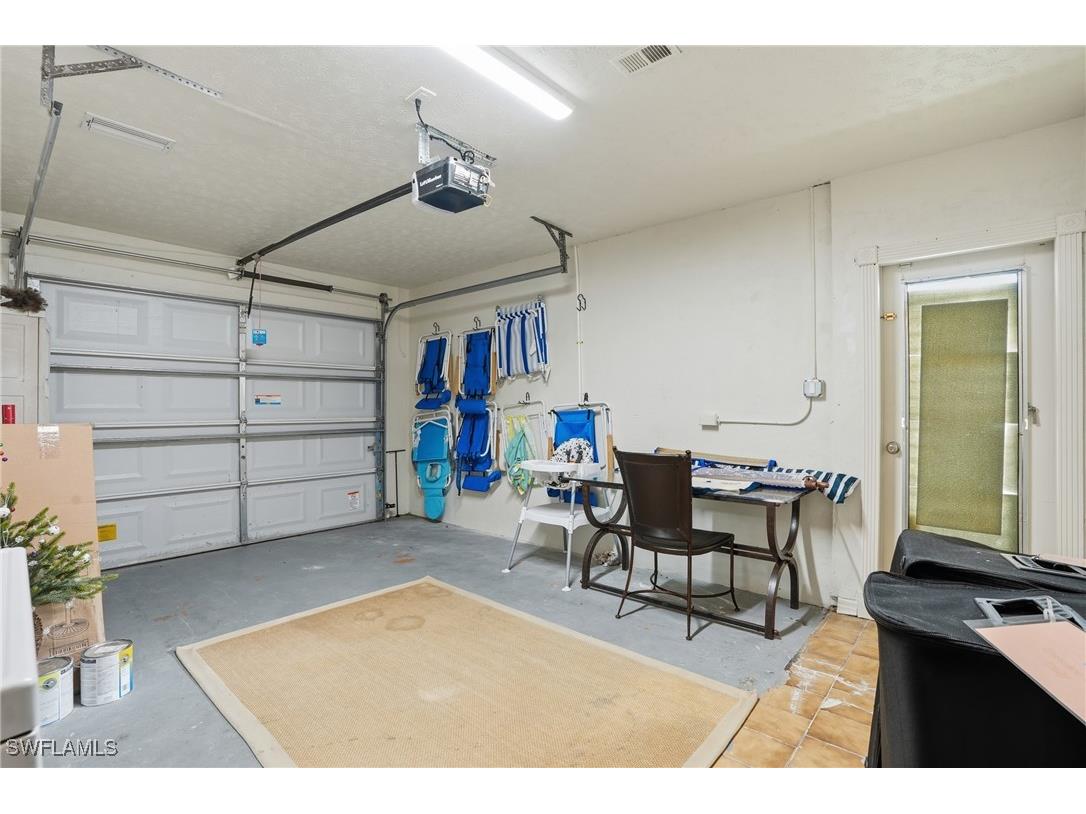 560 109th Avenue N Naples FL 34108 226003052 image30