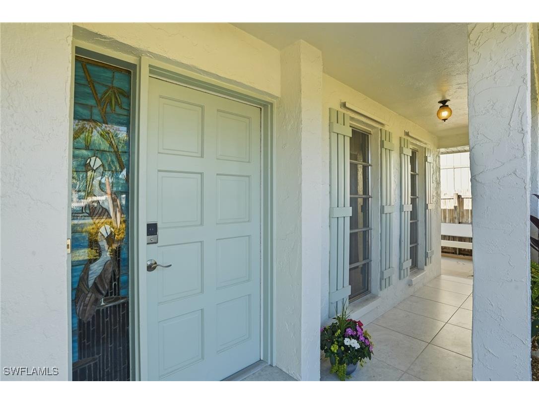 560 109th Avenue N Naples FL 34108 226003052 image6