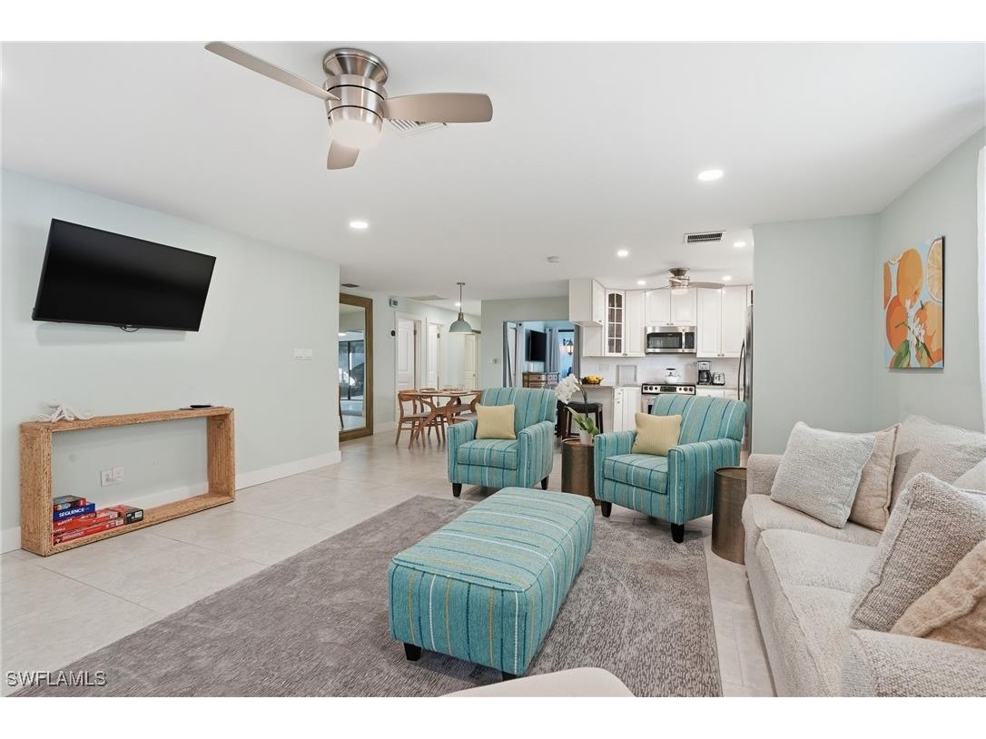 560 109th Avenue N Naples FL 34108 226003052 image8