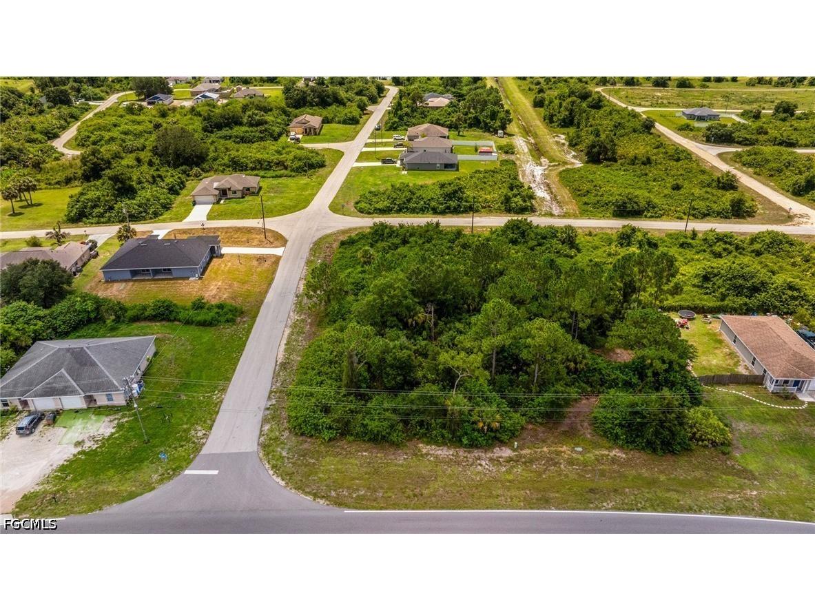 560/562 Alabama Road S Lehigh Acres FL 33974 2026028324 image1