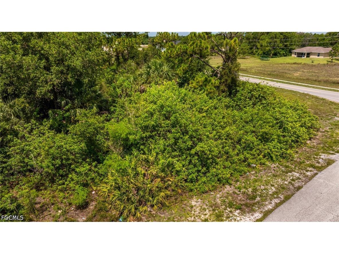 560/562 Alabama Road S Lehigh Acres FL 33974 2026028324 image5