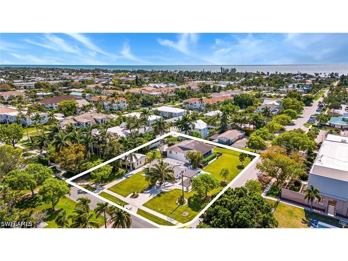 560 9th Avenue S Naples FL 34102 226009255 image26