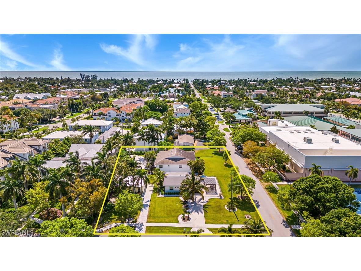560 9th Avenue S Naples FL 34102 226009255 image8