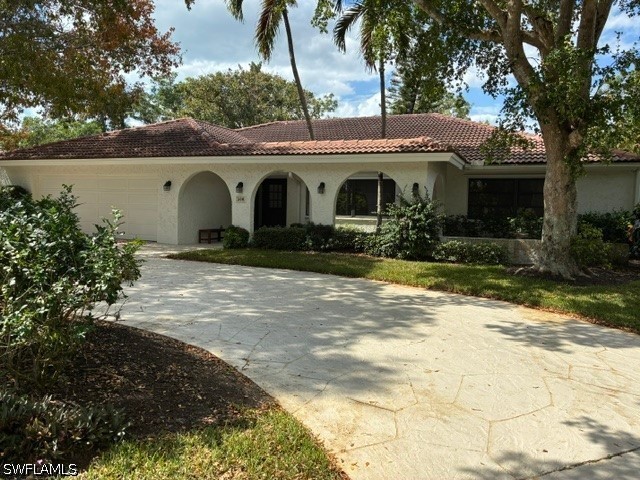 560 Bald Eagle Drive #22 Naples FL 34105 226018313 image1