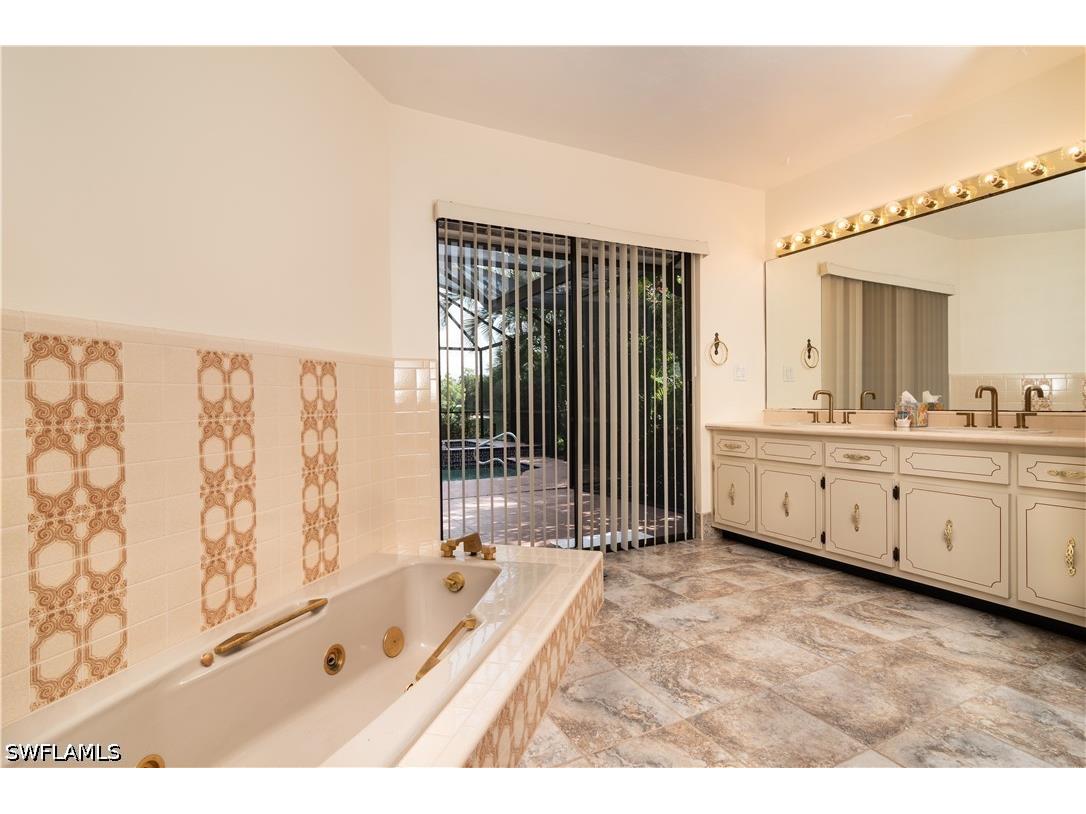 560 Bald Eagle Drive #22 Naples FL 34105 226018313 image16