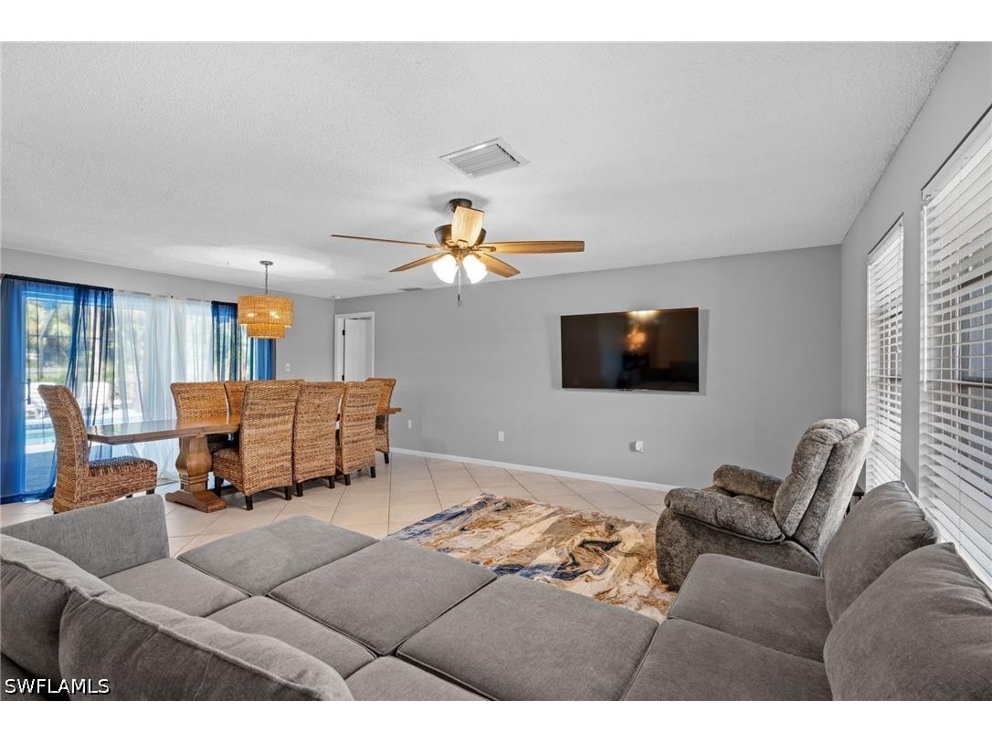 560 Century Drive Marco Island FL 34145 226014939 image2