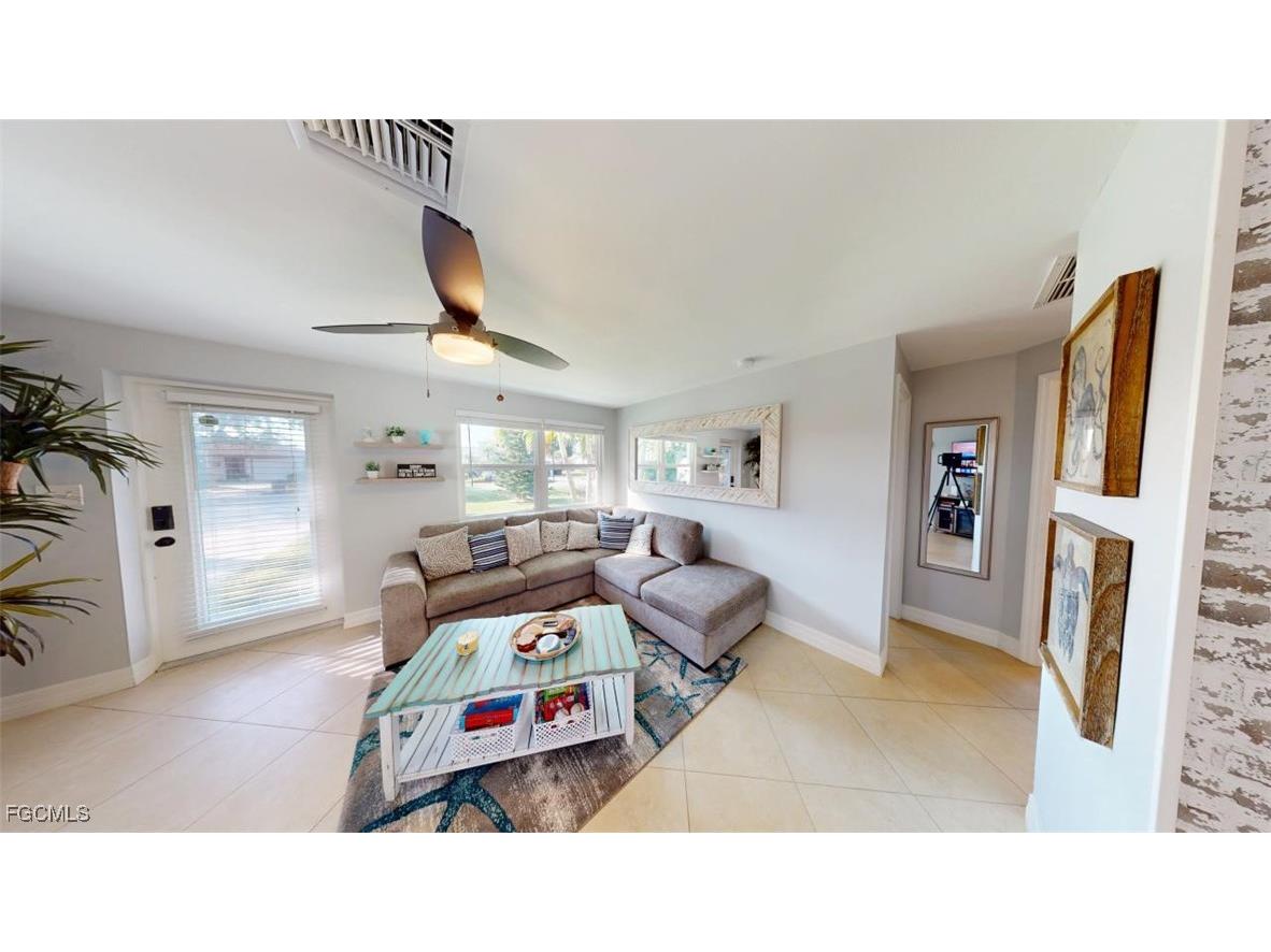 560 E Valley Drive Bonita Springs FL 34134 2026002483 image13