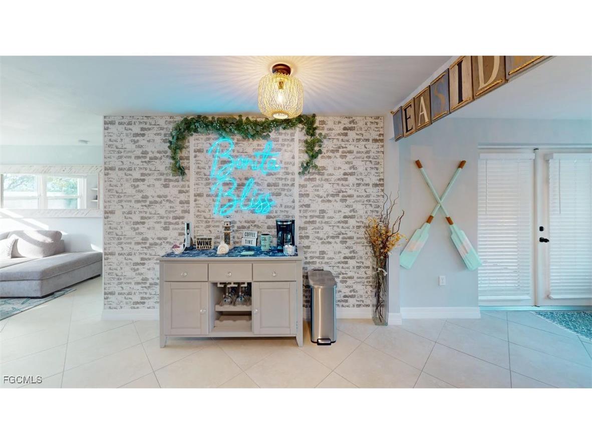 560 E Valley Drive Bonita Springs FL 34134 2026002483 image5