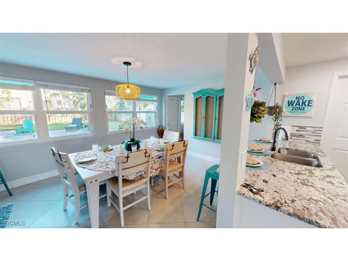 560 E Valley Drive Bonita Springs FL 34134 2026002483 image8