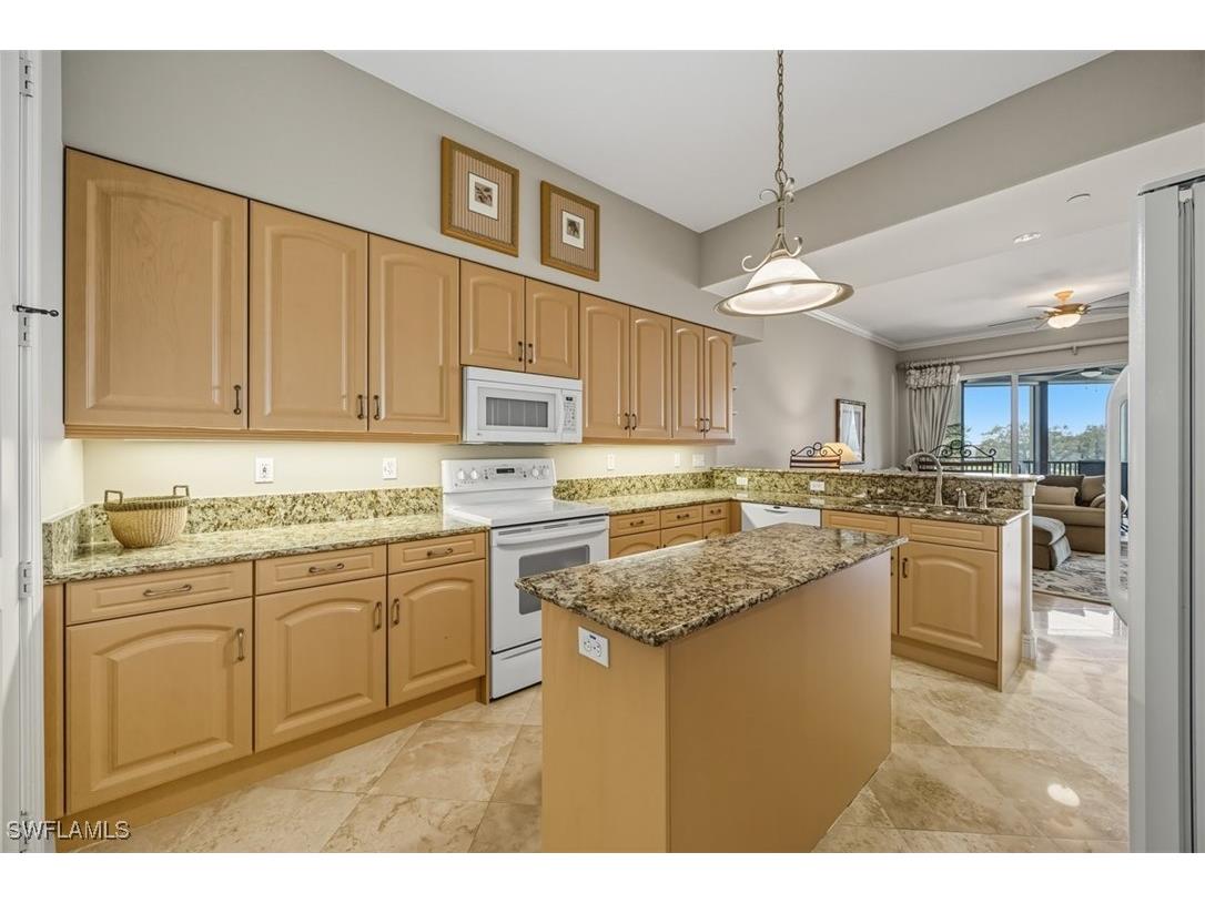 560 El Camino Real #1202 Naples FL 34119 225073076 image14