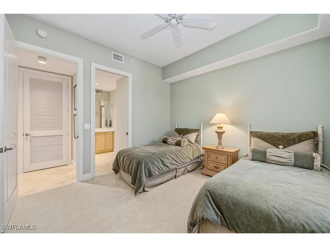 560 El Camino Real #1202 Naples FL 34119 225073076 image20