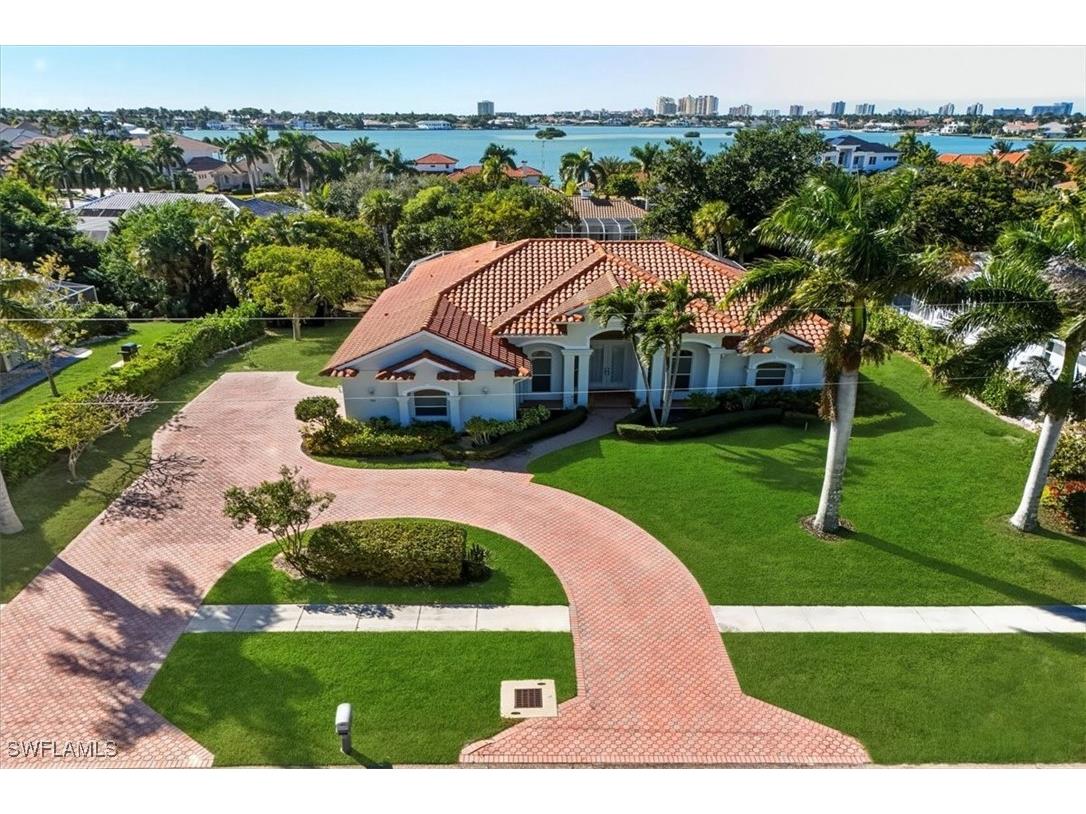 560 Inlet Drive Marco Island FL 34145 226002092 image3