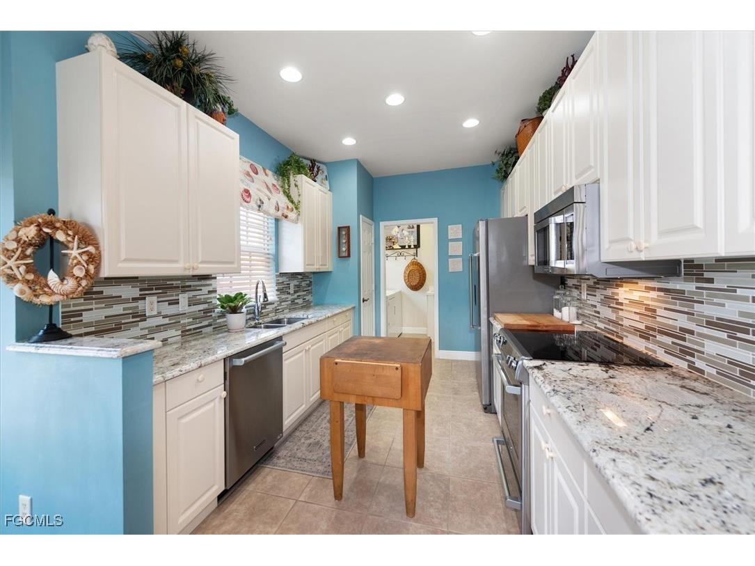 5600 Chelsey Lane #204 Fort Myers FL 33912 2025010659 image10