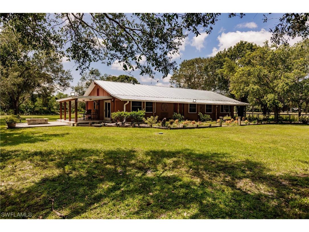 5600 Higginbotham Road Fort Myers FL 33905 223057403 image1