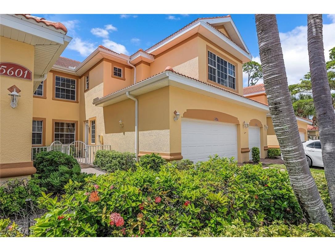 5601 Chelsey Lane #203 Fort Myers FL 33912 223064862 image1
