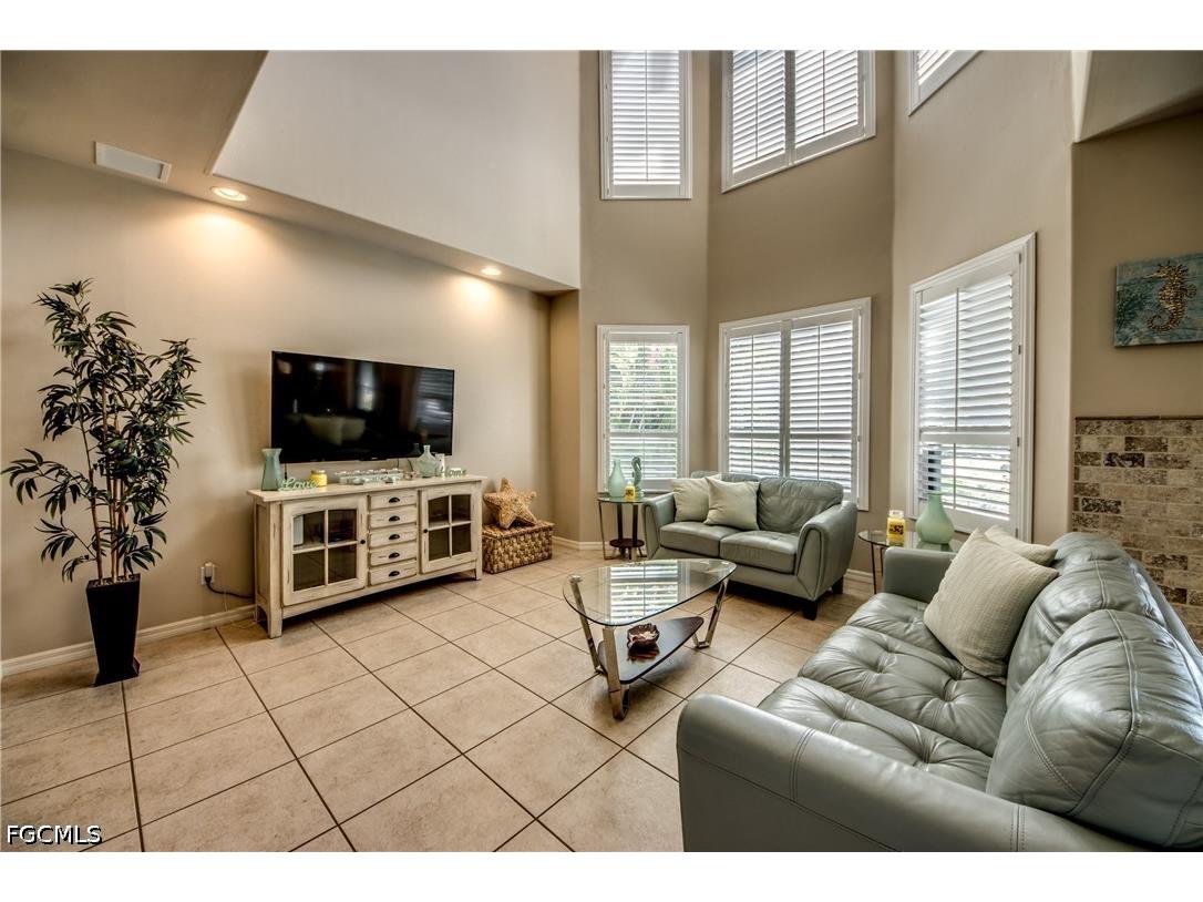5601 Del Rio Court Cape Coral FL 33904 2025024497 image11