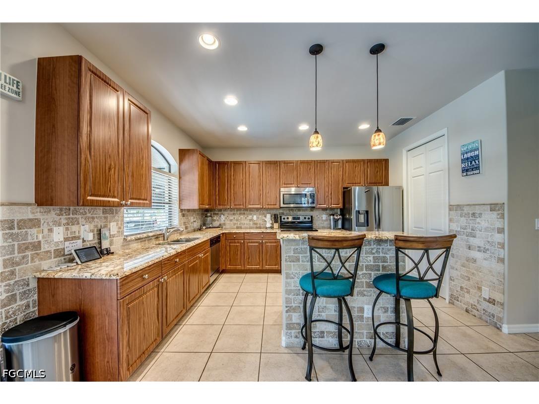 5601 Del Rio Court Cape Coral FL 33904 2025024497 image16