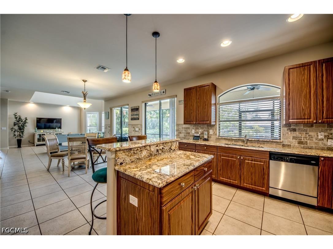 5601 Del Rio Court Cape Coral FL 33904 2025024497 image19