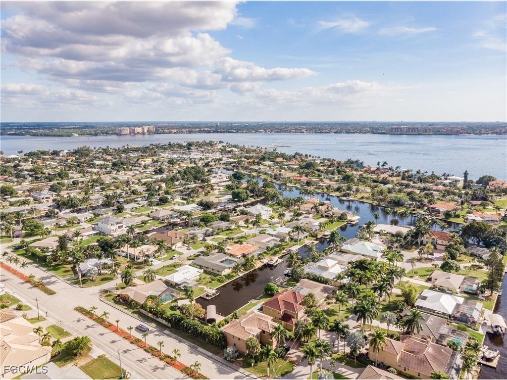 5601 Del Rio Court Cape Coral FL 33904 2025024497 image2