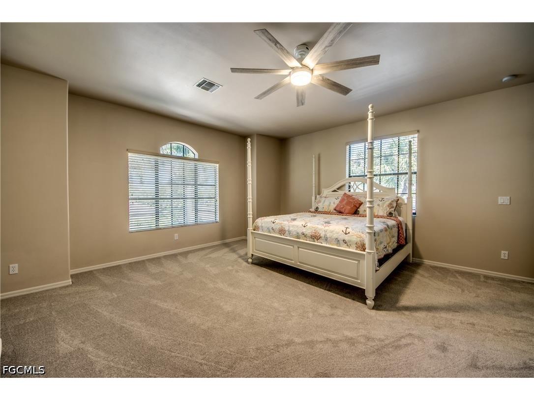 5601 Del Rio Court Cape Coral FL 33904 2025024497 image32