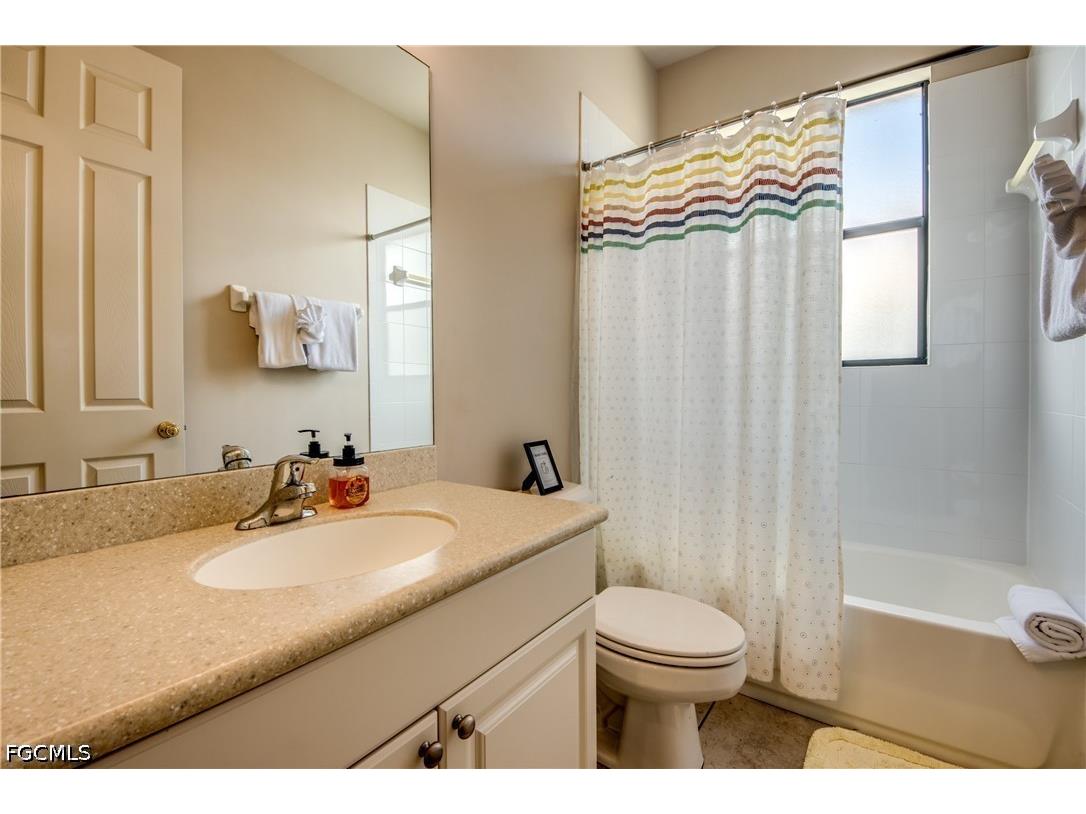 5601 Del Rio Court Cape Coral FL 33904 2025024497 image35