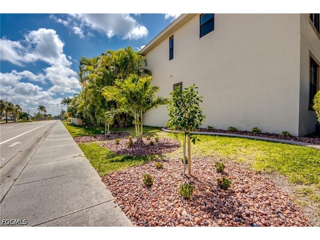 5601 Del Rio Court Cape Coral FL 33904 2025024497 image50