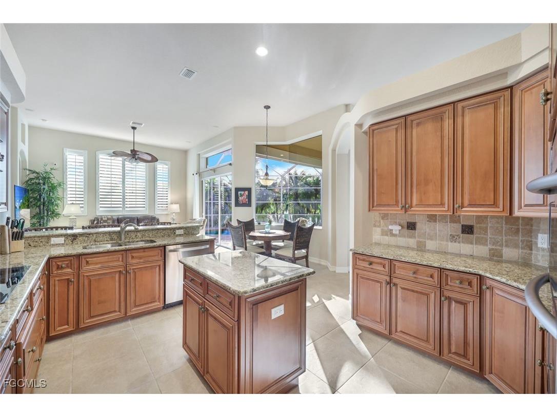 5601 Merlyn Lane Cape Coral FL 33914 2025018524 image8