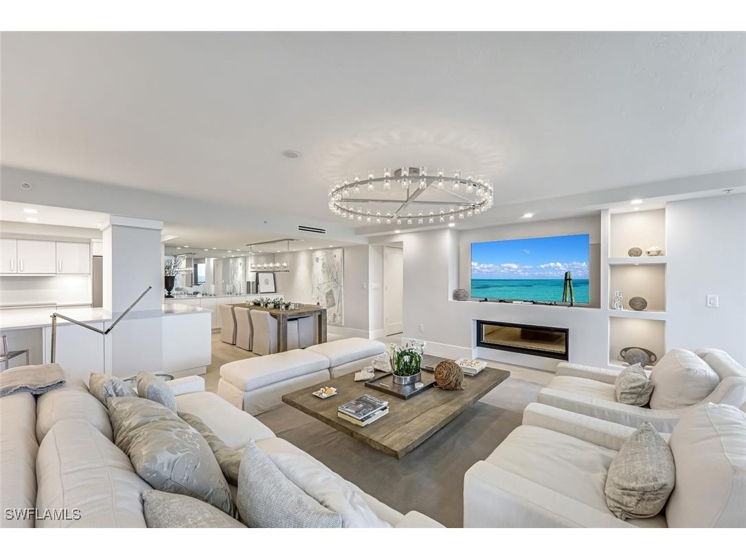 5601 Turtle Bay Drive #1102 Naples FL 34108 225075820 image1