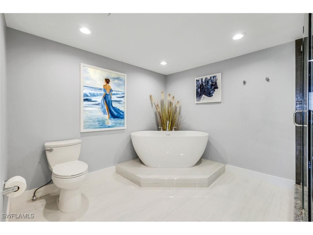 5601 Turtle Bay Drive #1802 Naples FL 34108 225081956 image8