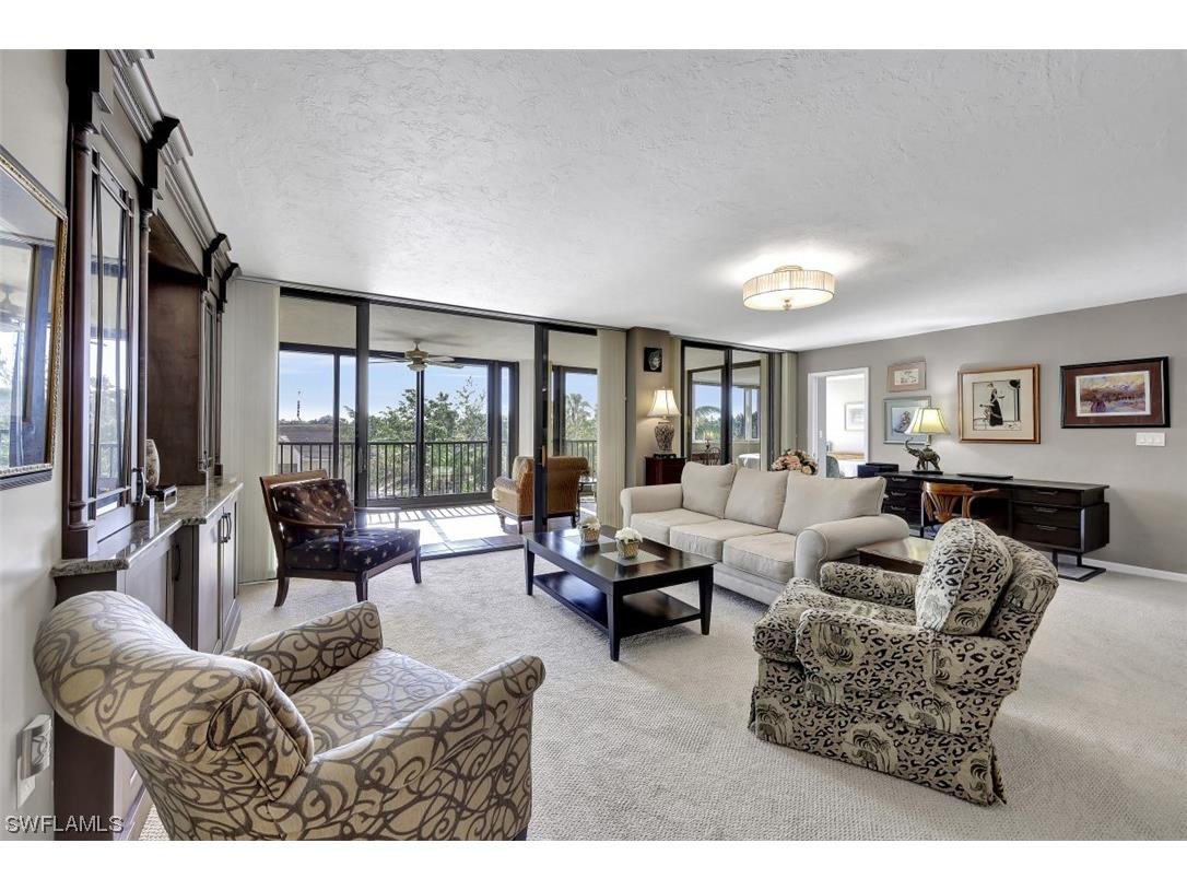 5601 Turtle Bay Drive #203 Naples FL 34108 223054012 image1