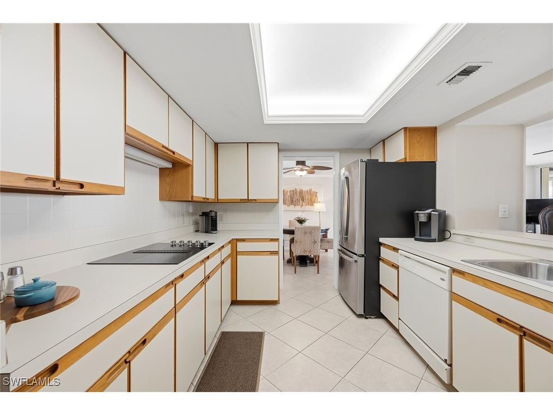 5601 Turtle Bay Drive #2003 Naples FL 34108 225063922 image11