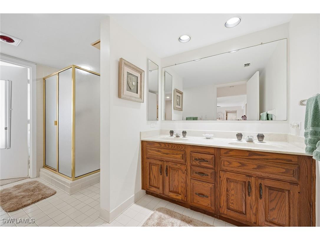 5601 Turtle Bay Drive #2003 Naples FL 34108 225063922 image24