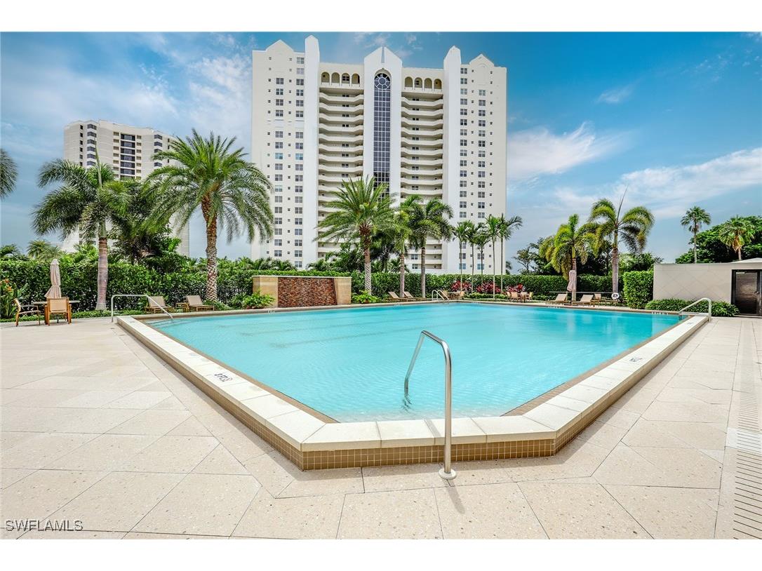 5601 Turtle Bay Drive #2003 Naples FL 34108 225063922 image30