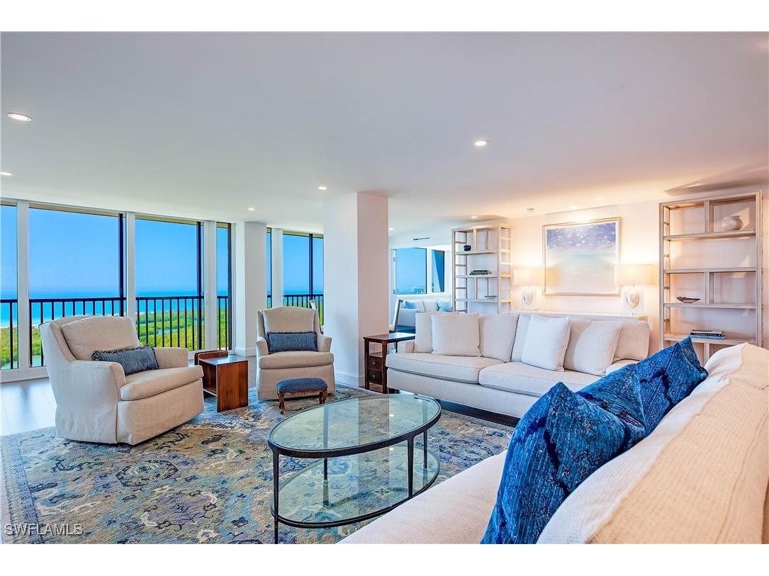 5601 Turtle Bay Drive #2102 Naples FL 34108 225030557 image1