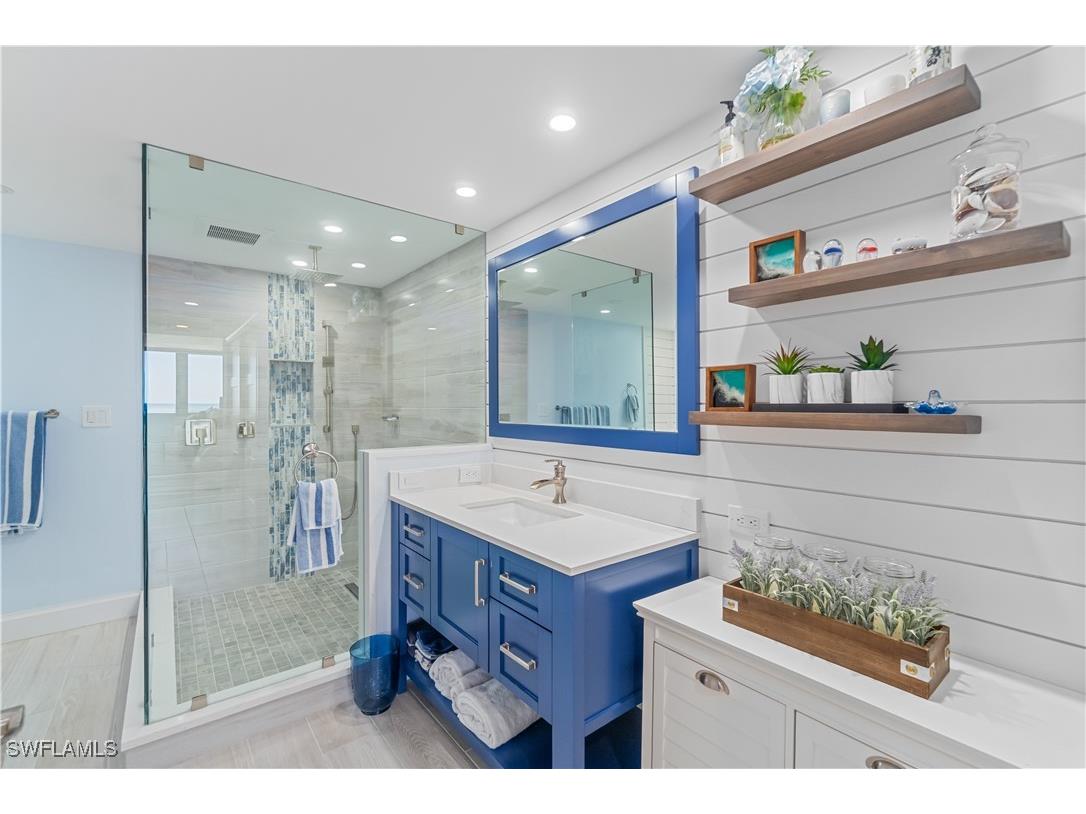 5601 Turtle Bay Drive #402 Naples FL 34108 225072113 image11