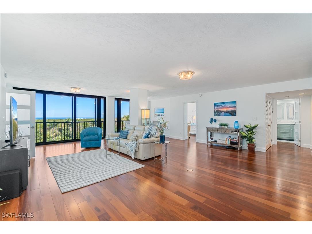 5601 Turtle Bay Drive #402 Naples FL 34108 225072113 image2