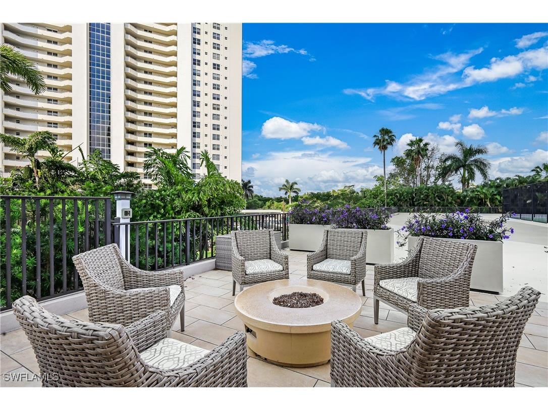 5601 Turtle Bay Drive #404 Naples FL 34108 225071403 image27