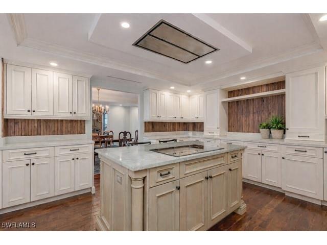 5601 Turtle Bay Drive #404 Naples FL 34108 225071403 image5