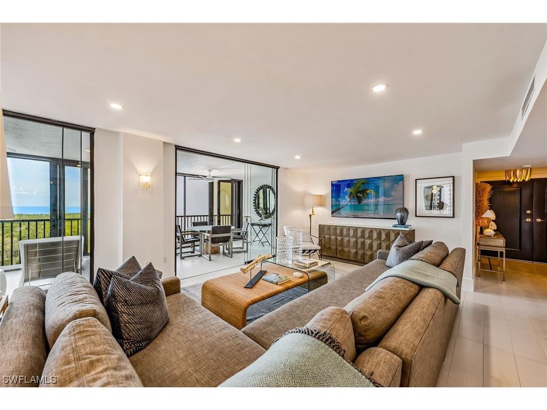 5601 Turtle Bay Drive #701 Naples FL 34108 224018060 image1