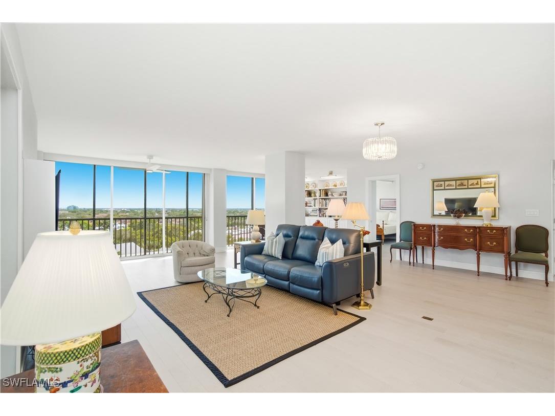 5601 Turtle Bay Drive #803 Naples FL 34108 226001952 image2