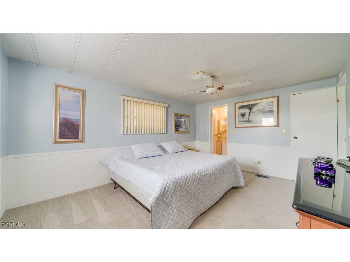 5602 Captain John Smith Loop North Fort Myers FL 33917 2025004393 image20